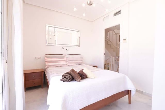 3 slaapkamer Huis te koop in Marbella met zwembad garage - € 569.000 (Ref: 9872600)