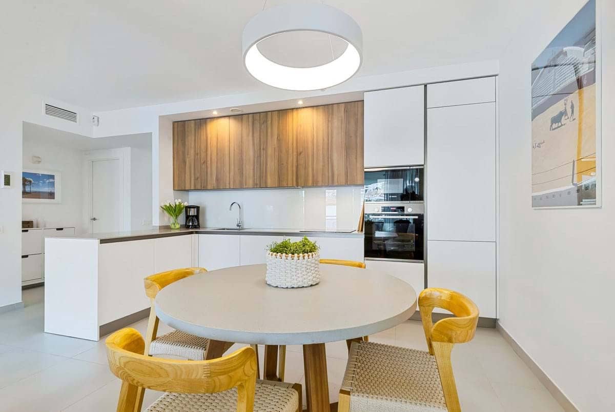 3 sovrum Lägenhet till salu i Benalmadena med pool garage - 675 000 € (Ref: 9872601)