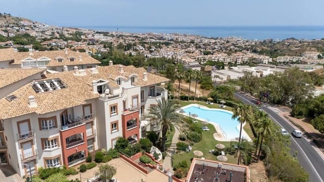 1 slaapkamer Appartement te koop in Benalmádena met zwembad garage - € 299.000 (Ref: 9872602)