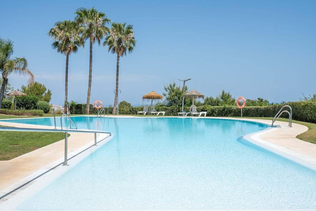 1 slaapkamer Appartement te koop in Benalmadena met zwembad garage - € 299.000 (Ref: 9872602)
