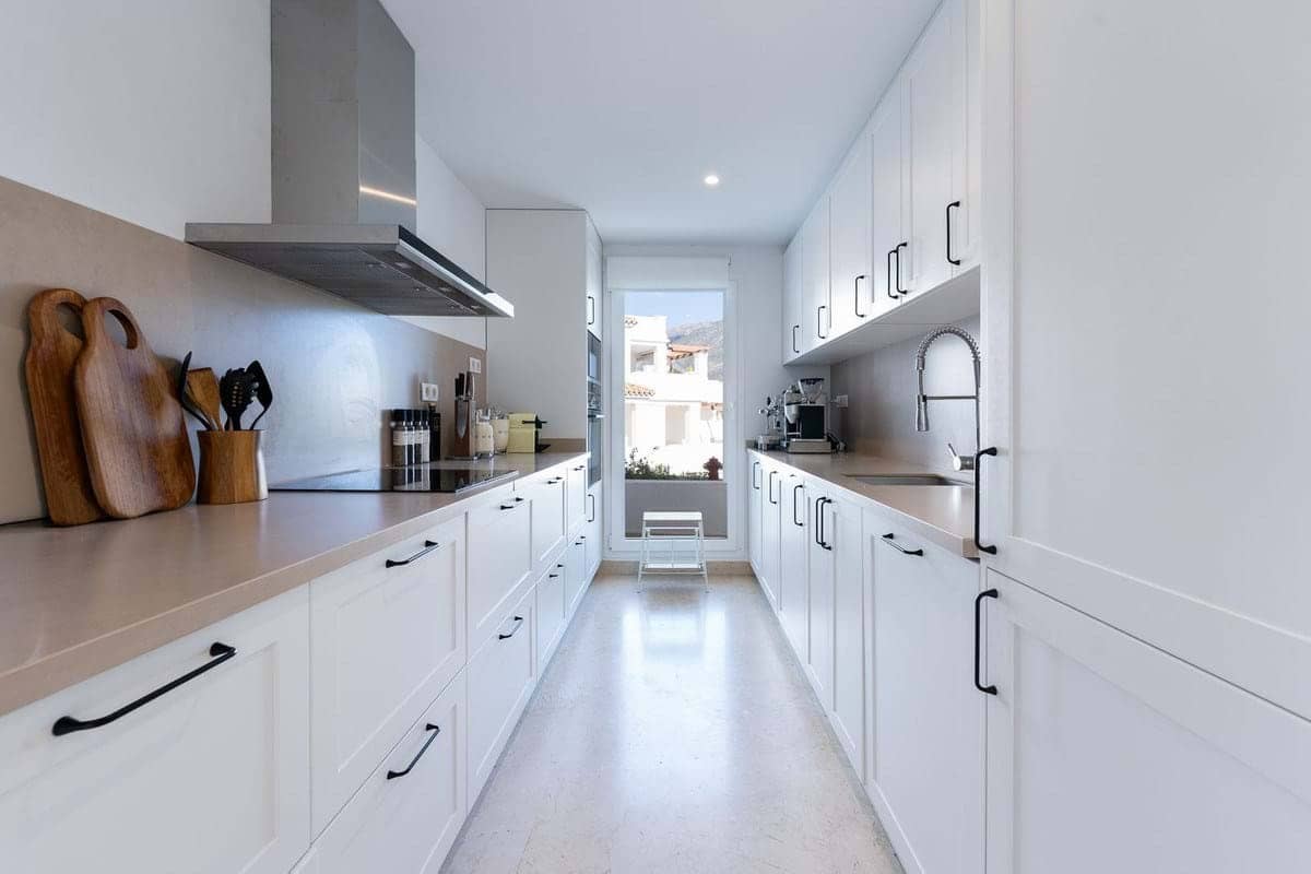 2 Zimmer Apartment zu verkaufen in Marbella mit Pool Garage - 649.000 € (Ref: 9872609)