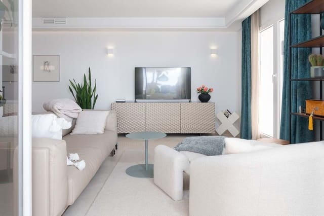 2 Zimmer Apartment zu verkaufen in Marbella mit Pool Garage - 649.000 € (Ref: 9872609)