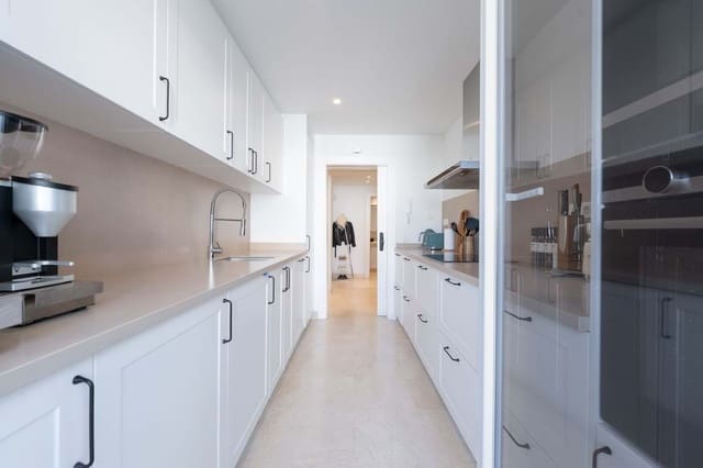 2 Zimmer Apartment zu verkaufen in Marbella mit Pool Garage - 649.000 € (Ref: 9872609)