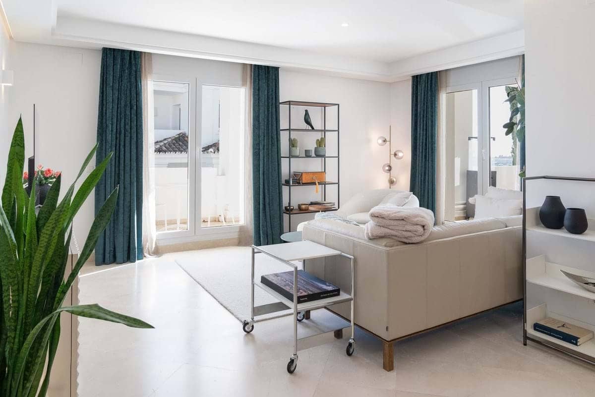 2 Zimmer Apartment zu verkaufen in Marbella mit Pool Garage - 649.000 € (Ref: 9872609)