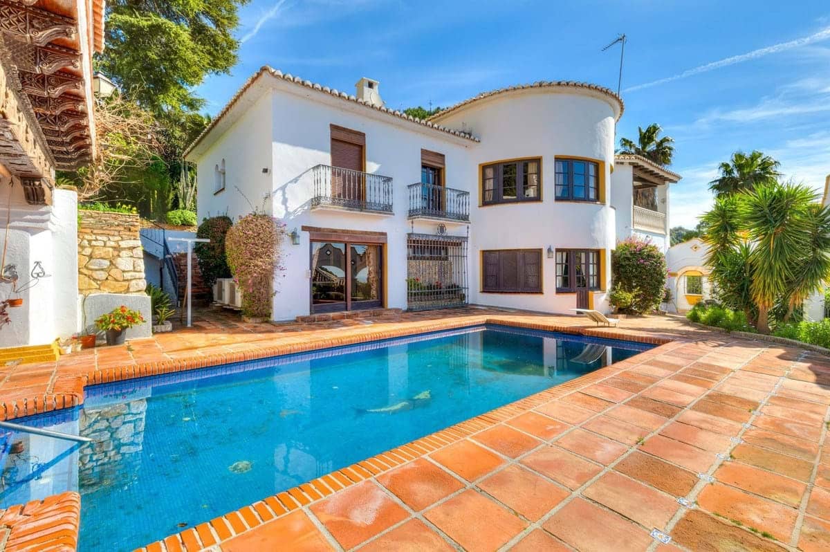 4 chambre Villa/Maison à vendre à Mijas avec piscine garage - 1 399 000 € (Ref: 9872610)