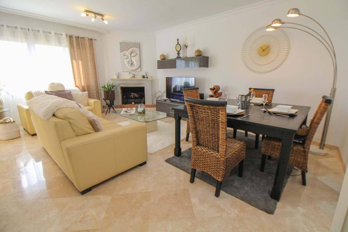 2 sovrum Lägenhet till salu i Marbella med pool garage - 345 000 € (Ref: 9872613)