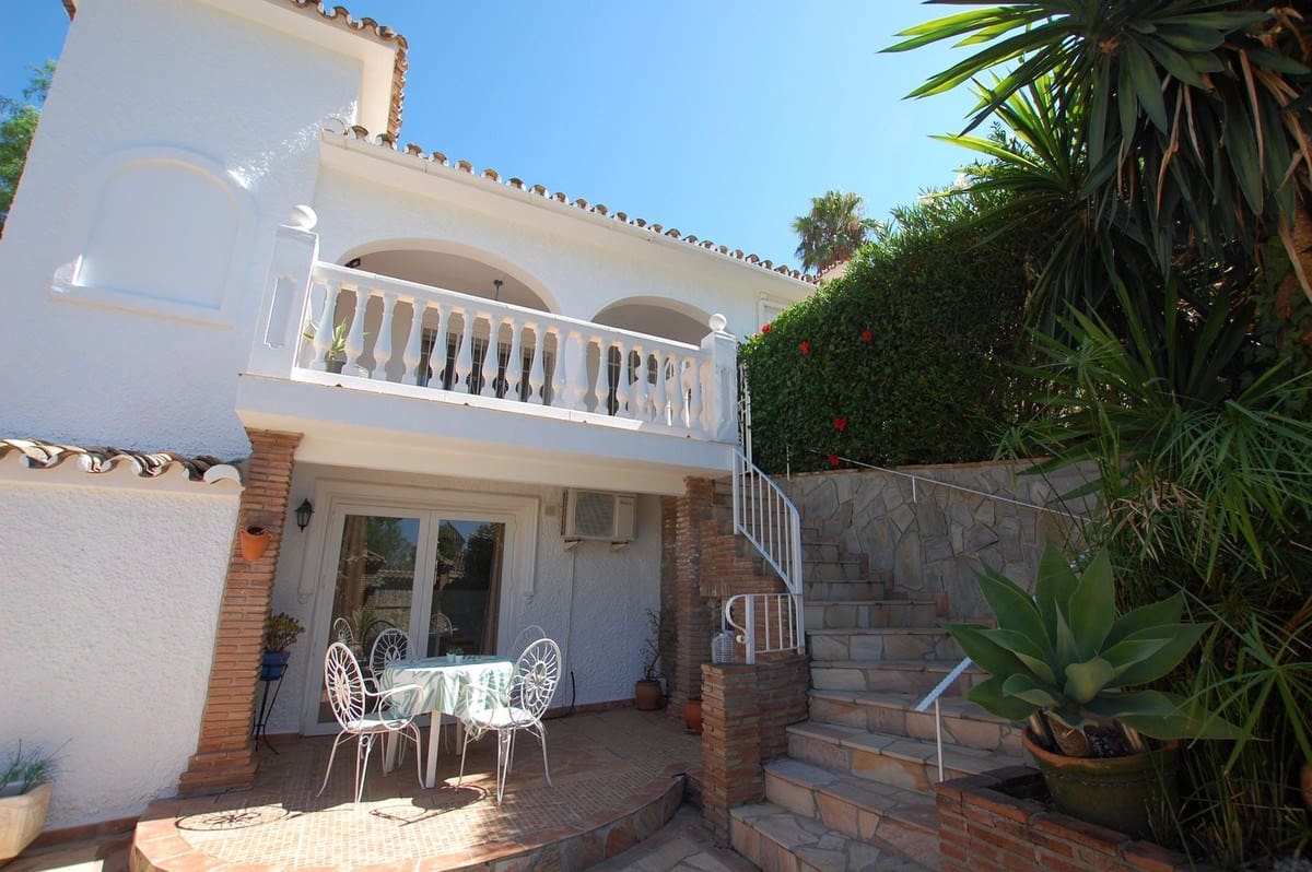 Chalet de 5 habitaciones en Mijas en venta con piscina garaje - 695.000 € (Ref: 9872622)