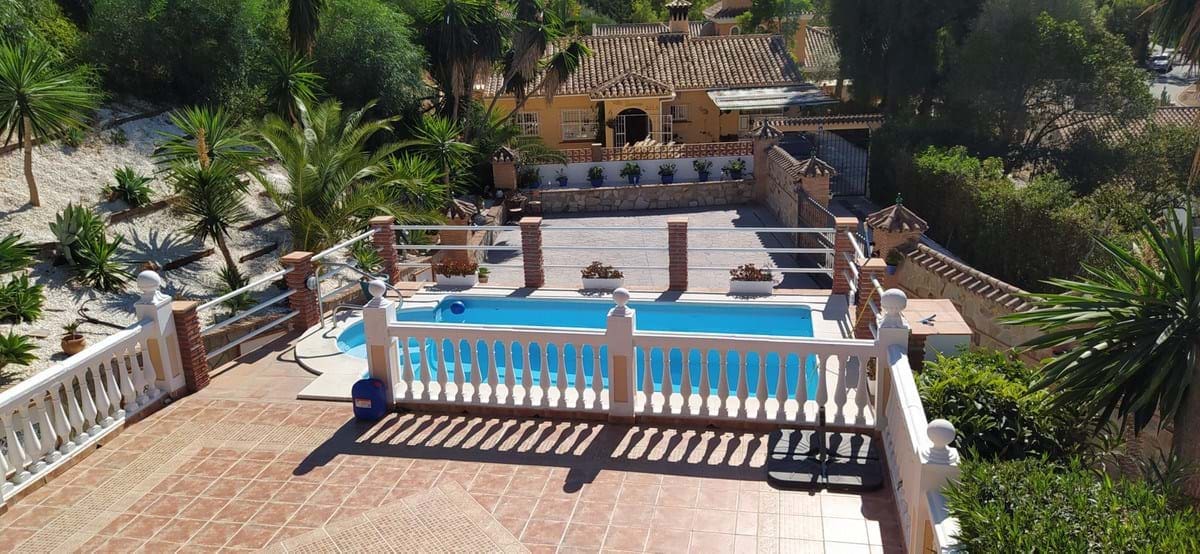 Chalet de 5 habitaciones en Mijas en venta con piscina garaje - 695.000 € (Ref: 9872622)
