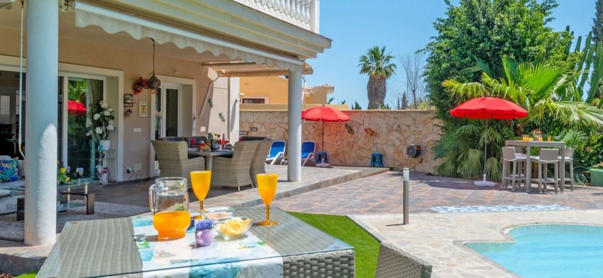 8 sovrum Villa till salu i Mijas med pool garage - 1 799 500 € (Ref: 9872623)
