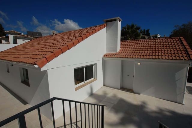 4 soverom Villa til salgs i Mijas med svømmebasseng garasje - € 899 000 (Ref: 9872624)