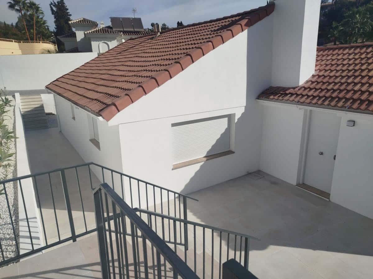 4 soverom Villa til salgs i Mijas med svømmebasseng garasje - € 899 000 (Ref: 9872624)