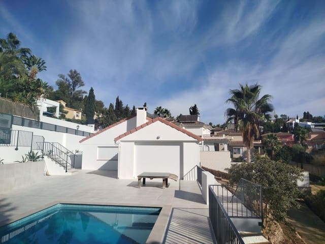 4 soverom Villa til salgs i Mijas med svømmebasseng garasje - € 899 000 (Ref: 9872624)