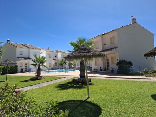 3 sypialnia Dom na sprzedaż w Mijas z basenem garażem - 369 000 € (Ref: 9872625)
