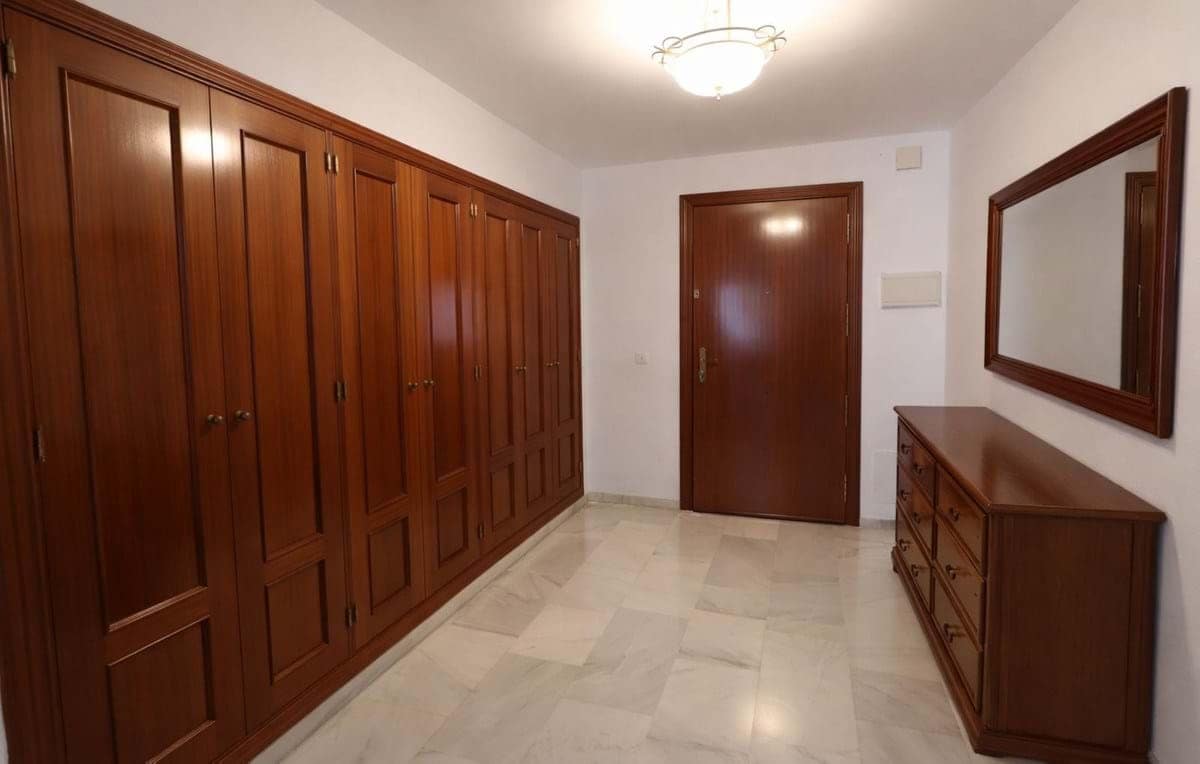 4 slaapkamer Appartement te koop in Benalmadena met garage - € 485.000 (Ref: 9872626)