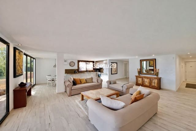 2 chambre Appartement à vendre à Marbella avec piscine garage - 480 000 € (Ref: 9872630)