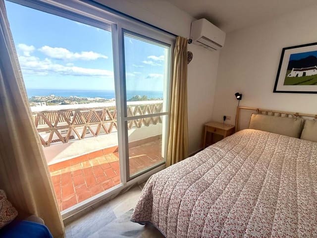 2 soveværelse Byhus til salg i Benalmádena med swimmingpool garage - € 389.000 (Ref: 9872632)