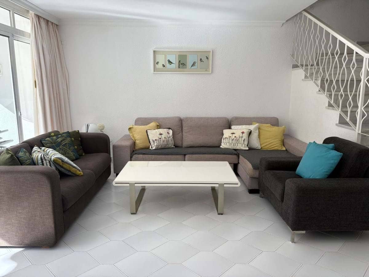 Chalet de 3 habitaciones en Mijas en venta con piscina garaje - 595.000 € (Ref: 9872635)