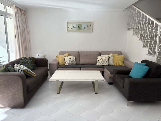 3 soverom Villa til salgs i Mijas med svømmebasseng garasje - € 595 000 (Ref: 9872635)