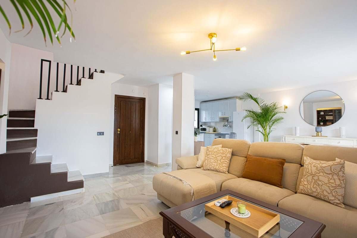 2 Zimmer Apartment zu verkaufen in Marbella mit Pool Garage - 620.000 € (Ref: 9872639)