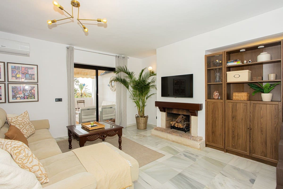 2 Zimmer Apartment zu verkaufen in Marbella mit Pool Garage - 620.000 € (Ref: 9872639)