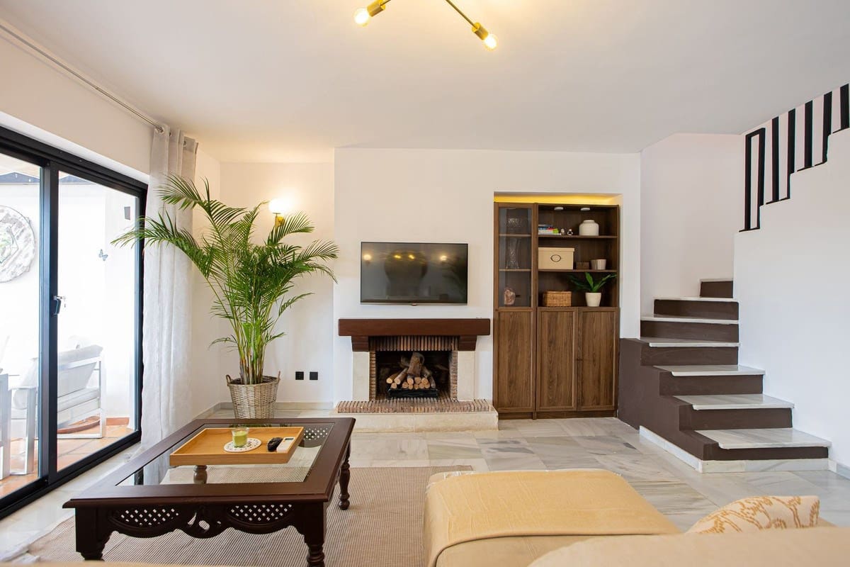 2 Zimmer Apartment zu verkaufen in Marbella mit Pool Garage - 620.000 € (Ref: 9872639)
