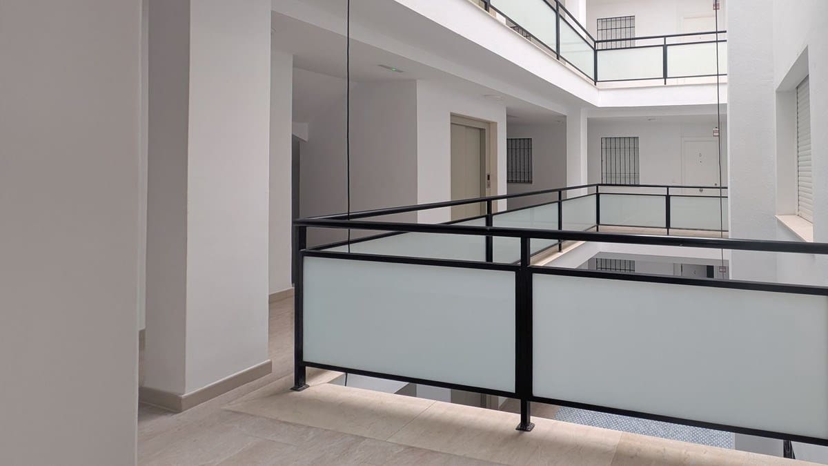 2 Zimmer Apartment zu verkaufen in Mijas mit Garage - 255.000 € (Ref: 9872642)