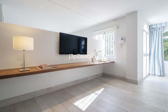3 Zimmer Apartment zu verkaufen in Marbella mit Pool Garage - 465.000 € (Ref: 9872646)