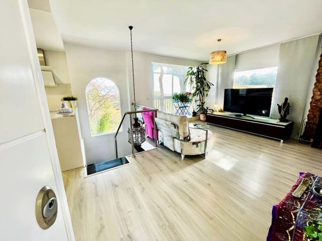 2 slaapkamer Huis te koop in Benalmádena met zwembad garage - € 430.000 (Ref: 9872651)