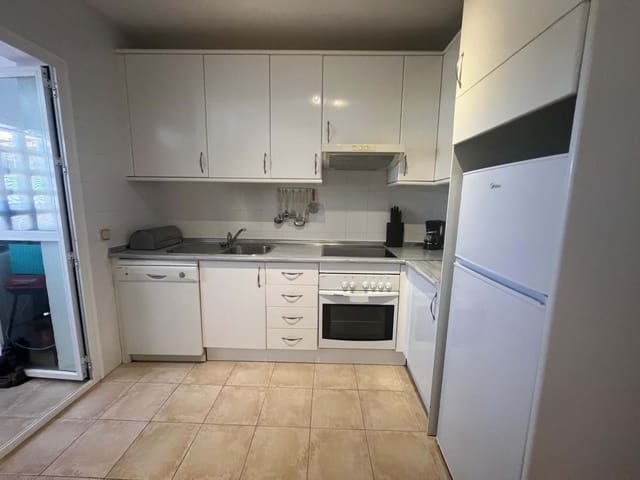 2 quarto Apartamento para venda em Estepona com piscina garagem - 339 000 € (Ref: 9906760)