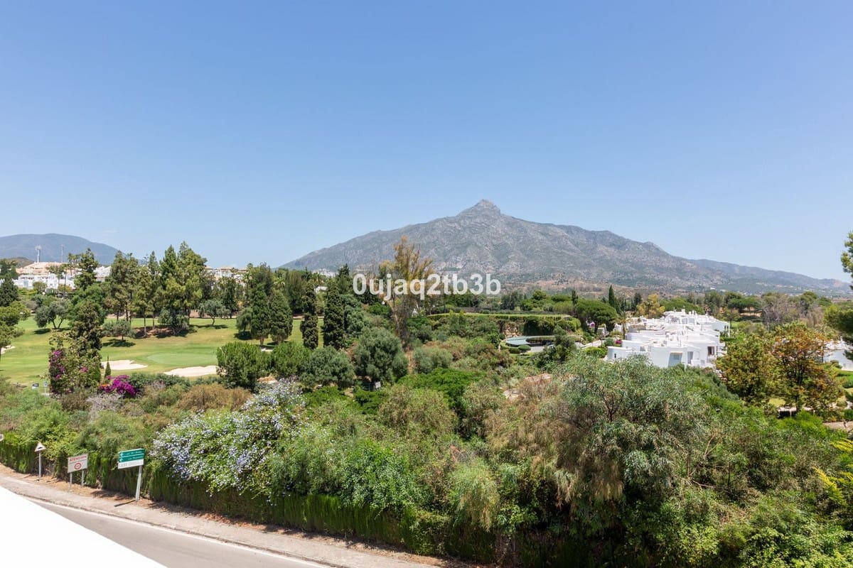 3 sypialnia Dom na sprzedaż w Marbella z basenem garażem - 750 000 € (Ref: 9906767)