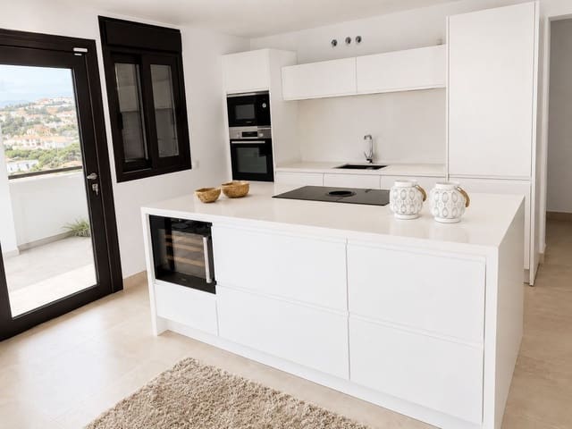 4 soverom Villa til salgs i Fuengirola med svømmebasseng garasje - € 1 475 000 (Ref: 9906770)