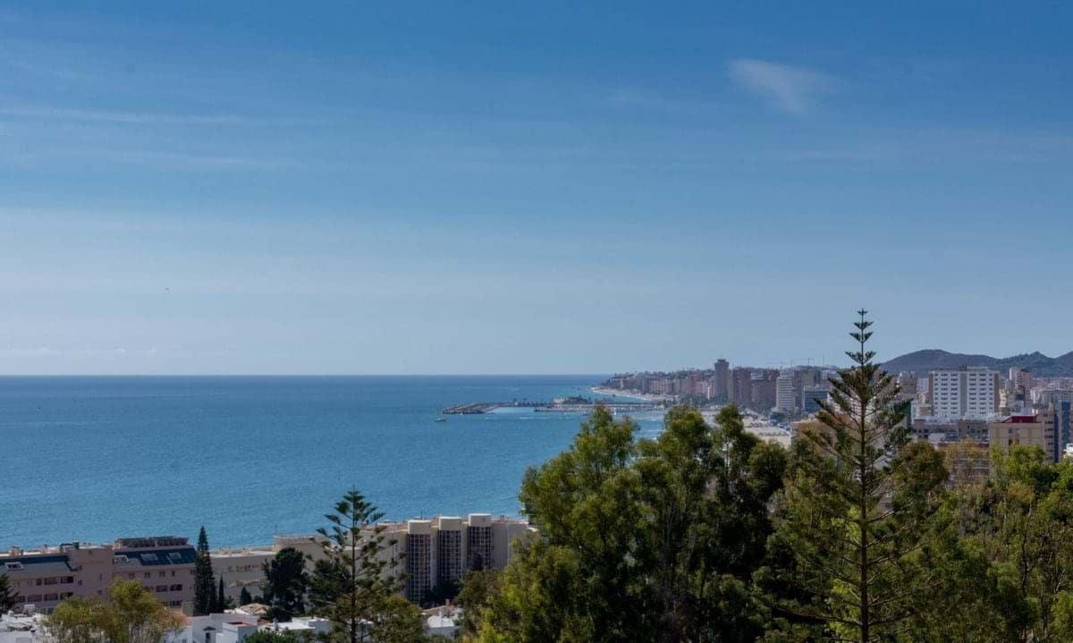 4 soverom Villa til salgs i Fuengirola med svømmebasseng garasje - € 1 475 000 (Ref: 9906770)