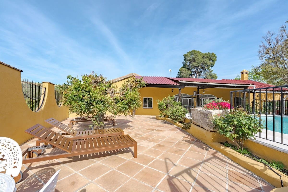 5 camera da letto Villa in vendita in Coin con piscina garage - 695.000 € (Rif: 9906773)