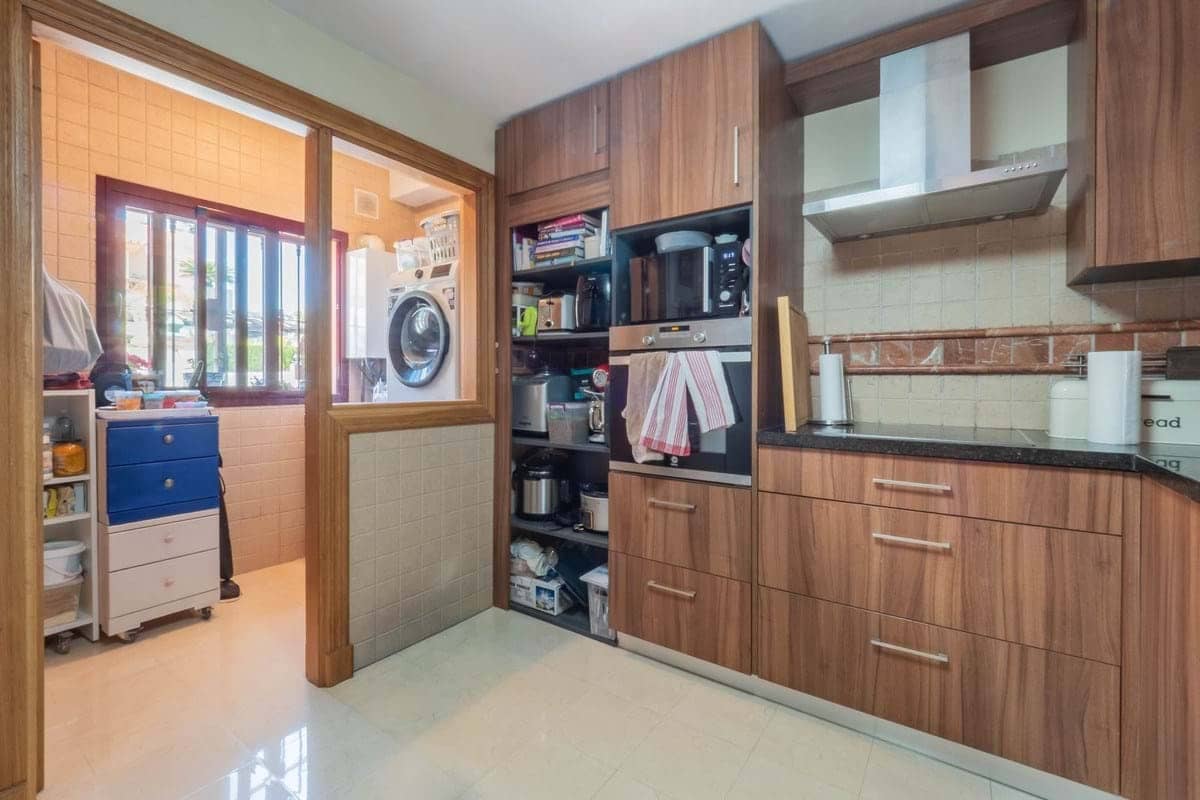 5 chambre Maison de Ville à vendre à Coin avec piscine garage - 549 000 € (Ref: 9906774)