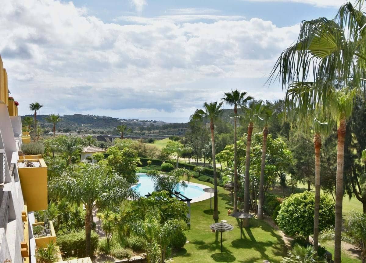 Apartamento de 2 habitaciones en Mijas en venta con piscina garaje - 285.000 € (Ref: 9906775)