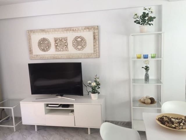 2 soveværelse Lejlighed til salg i Fuengirola - € 349.000 (Ref: 9906778)
