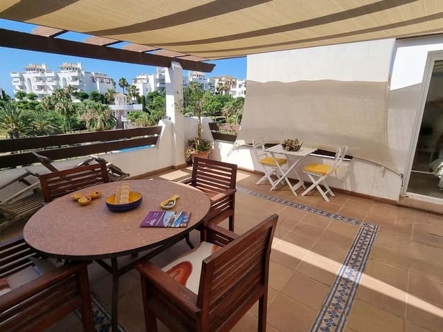 2 bedroom Apartment for sale in Selwo, Estepona with pool garage - € 420,000 (Ref: 9932045)