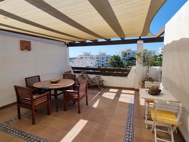 2 bedroom Apartment for sale in Selwo, Estepona with pool garage - € 420,000 (Ref: 9932045)