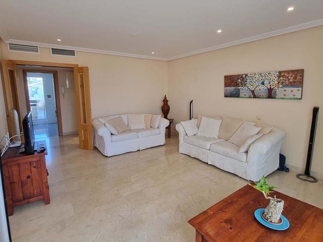 2 bedroom Apartment for sale in Selwo, Estepona with pool garage - € 420,000 (Ref: 9932045)