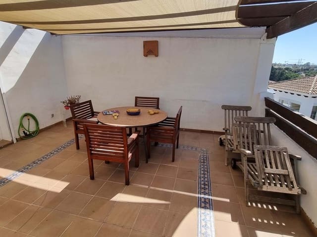 2 bedroom Apartment for sale in Selwo, Estepona with pool garage - € 420,000 (Ref: 9932045)