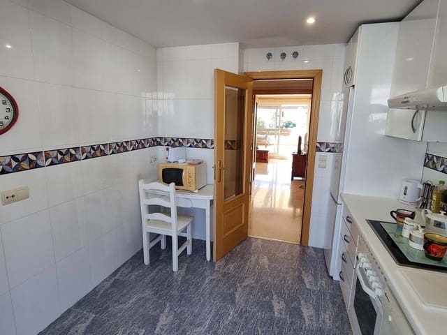 2 bedroom Apartment for sale in Selwo, Estepona with pool garage - € 420,000 (Ref: 9932045)