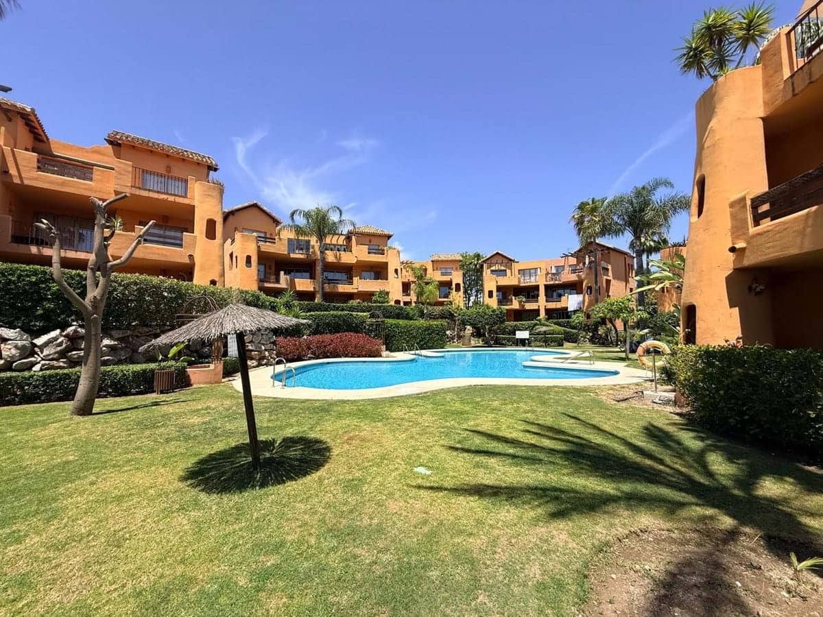 2 sovrum Lägenhet till salu i Cancelada med pool - 450 000 € (Ref: 9932047)