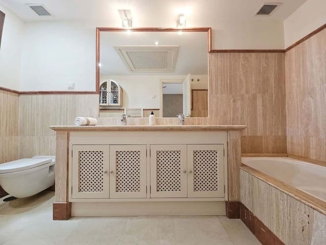 2 slaapkamer Huis te koop in Benahavís met zwembad garage - € 795.000 (Ref: 9932158)