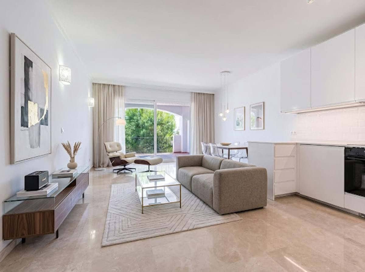 3 chambre Appartement à vendre à Marbella avec piscine garage - 649 000 € (Ref: 9932159)
