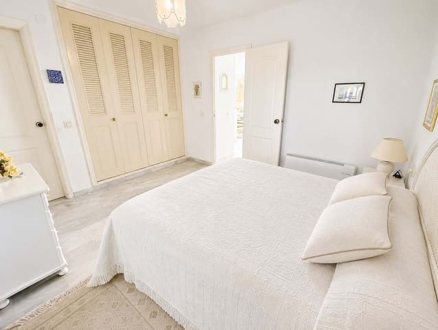 2 soveværelse Lejlighed til salg i Benalmádena med swimmingpool garage - € 320.000 (Ref: 9932161)