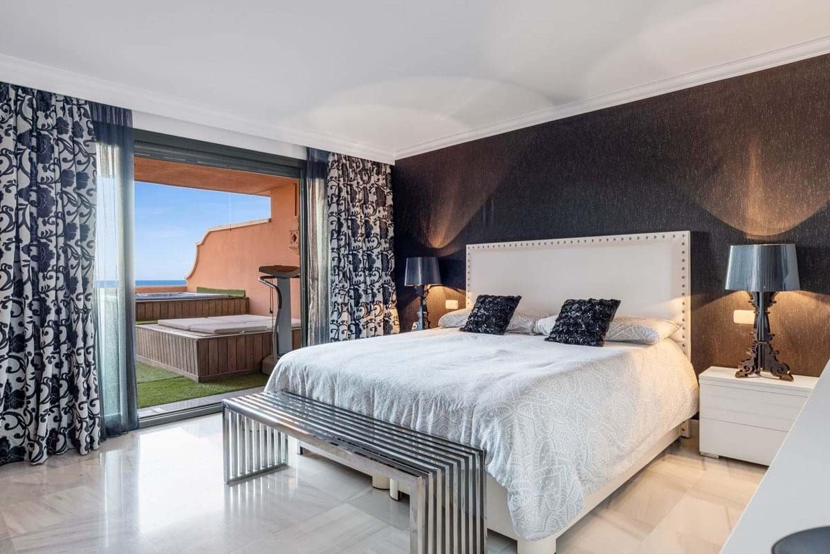 3 soveværelse Lejlighed til salg i Marbella med swimmingpool garage - € 1.500.000 (Ref: 9932166)