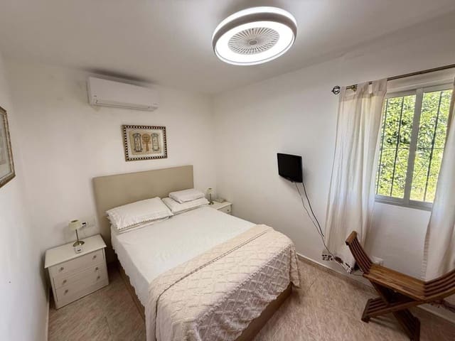 3 soverom Villa til salgs i Manilva med svømmebasseng garasje - € 385 000 (Ref: 9932167)