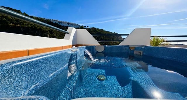 3 slaapkamer Huis te koop in Casares met zwembad garage - € 340.000 (Ref: 9932168)