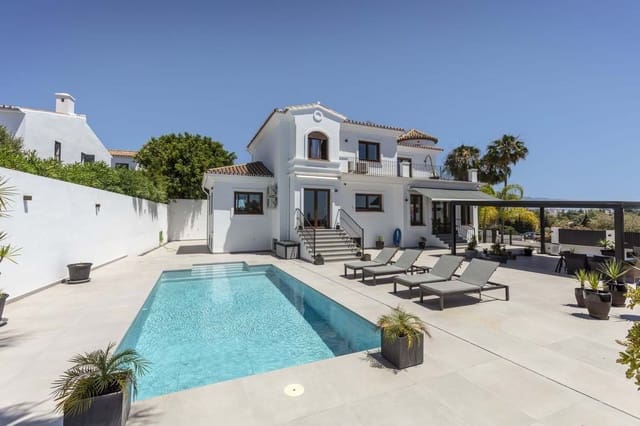 6 bedroom Villa for sale in Estepona with pool garage - € 2,390,000 (Ref: 9932571)