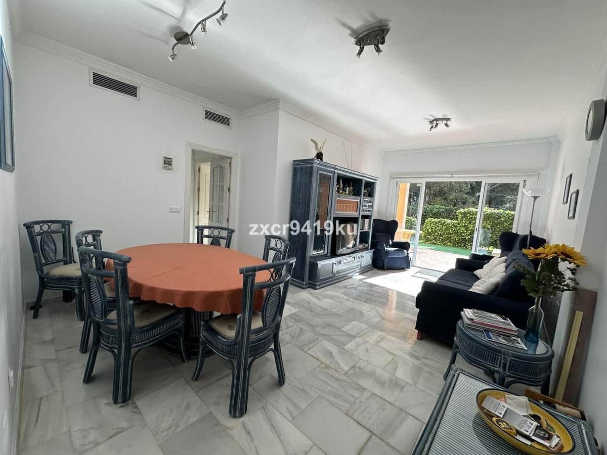 Apartamento de 3 habitaciones en Marbella en venta con piscina garaje - 480.000 € (Ref: 9932574)